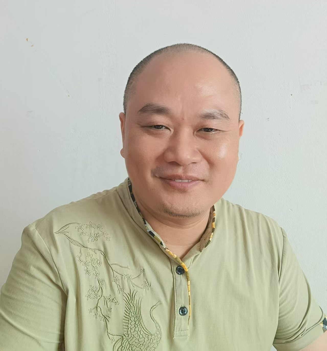 帝乐步思维创始人林明坤,在家居士法明
